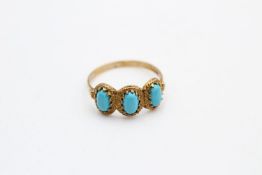 9ct gold vintage turquoise three stone dress ring (2g)