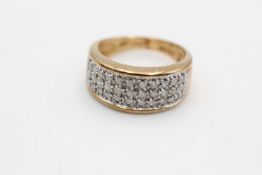 9ct gold diamond pave setting ring (4.1g)