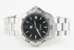 GENTLEMENS TAG HEUER AQUARACER WRISTWATCH, circular black dial with hour markers and hands, 41mm