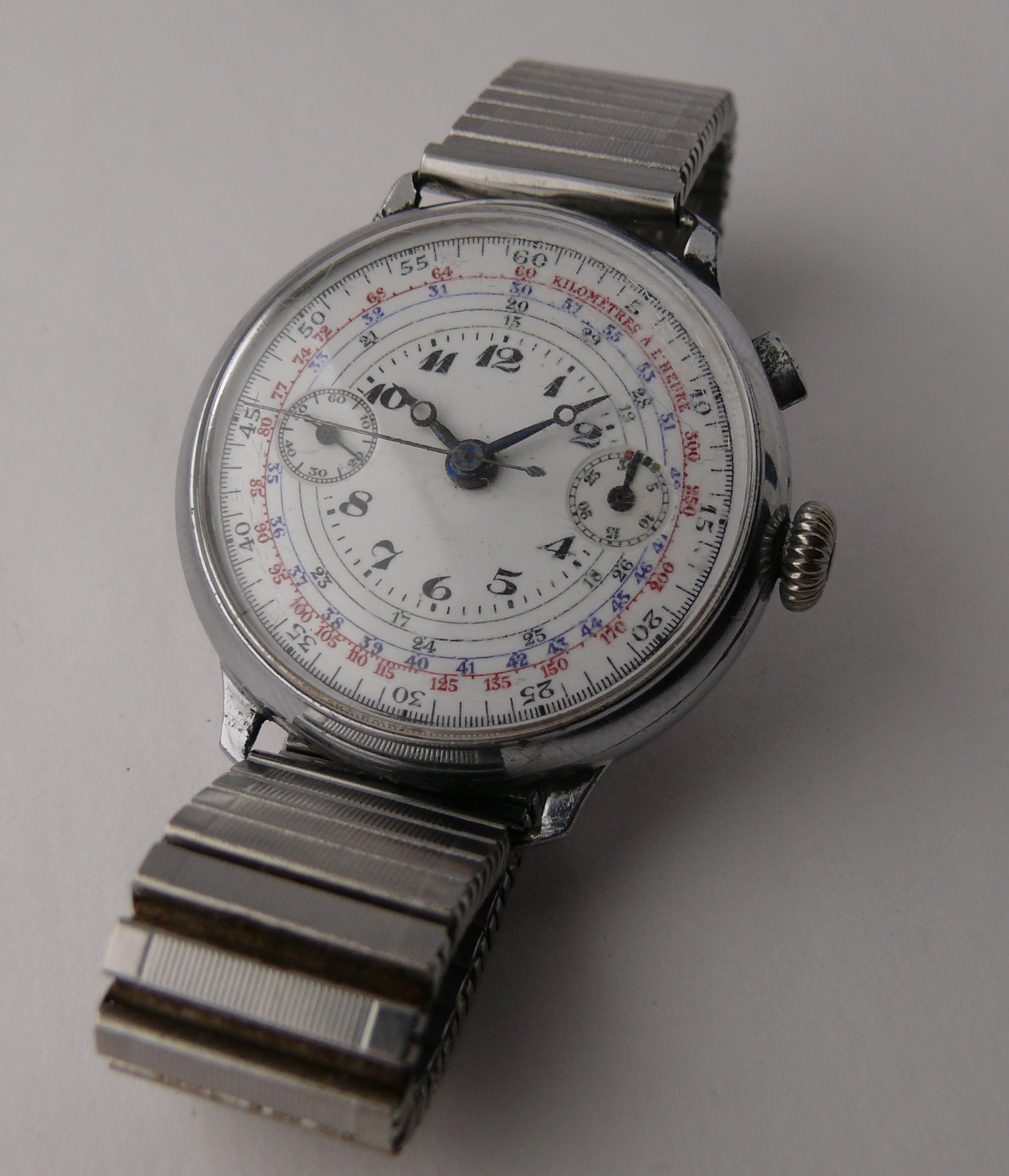 Vintage Porcelain Enamel Dial Monopusher Chronograph Wristwatch Circa 1940s, well preserved - Image 3 of 12