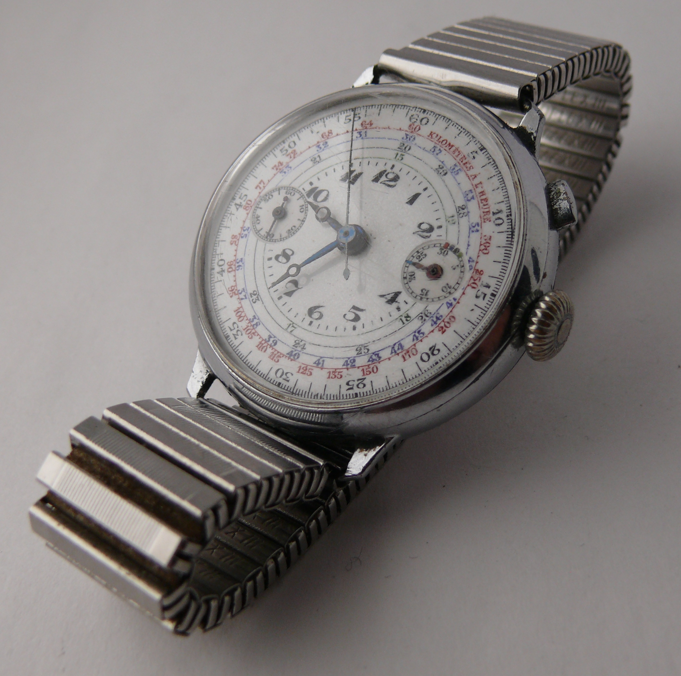 Vintage Porcelain Enamel Dial Monopusher Chronograph Wristwatch Circa 1940s, well preserved - Image 12 of 12