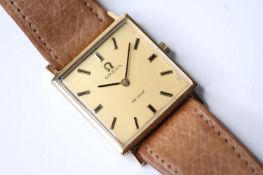 OMEGA DE VILLE WRIST WATCH, square champagne dial wirh baton hour markers, 26mm gold plated case,