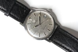 VINTAGE OMEGA GENEVE CALENDAR REFERENCE 136.070, silver linen dial with luminous hour markers,