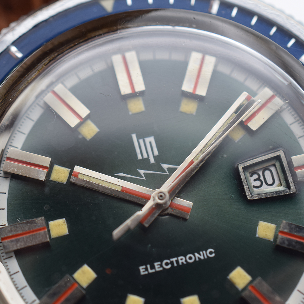 GENTLEMAN'S VINTAGE LIP "SUBMARINER" ELECTRONIC GREEN DIAL & BLUE BEZEL, REF. 281680, CIRCA. - Image 5 of 9