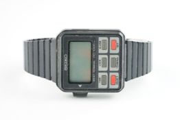 GENTLEMENS SEIKO DATA BANK WRIST TERMINAL RC-1000 WRISTWATCH, digital dial with buttons on the face,