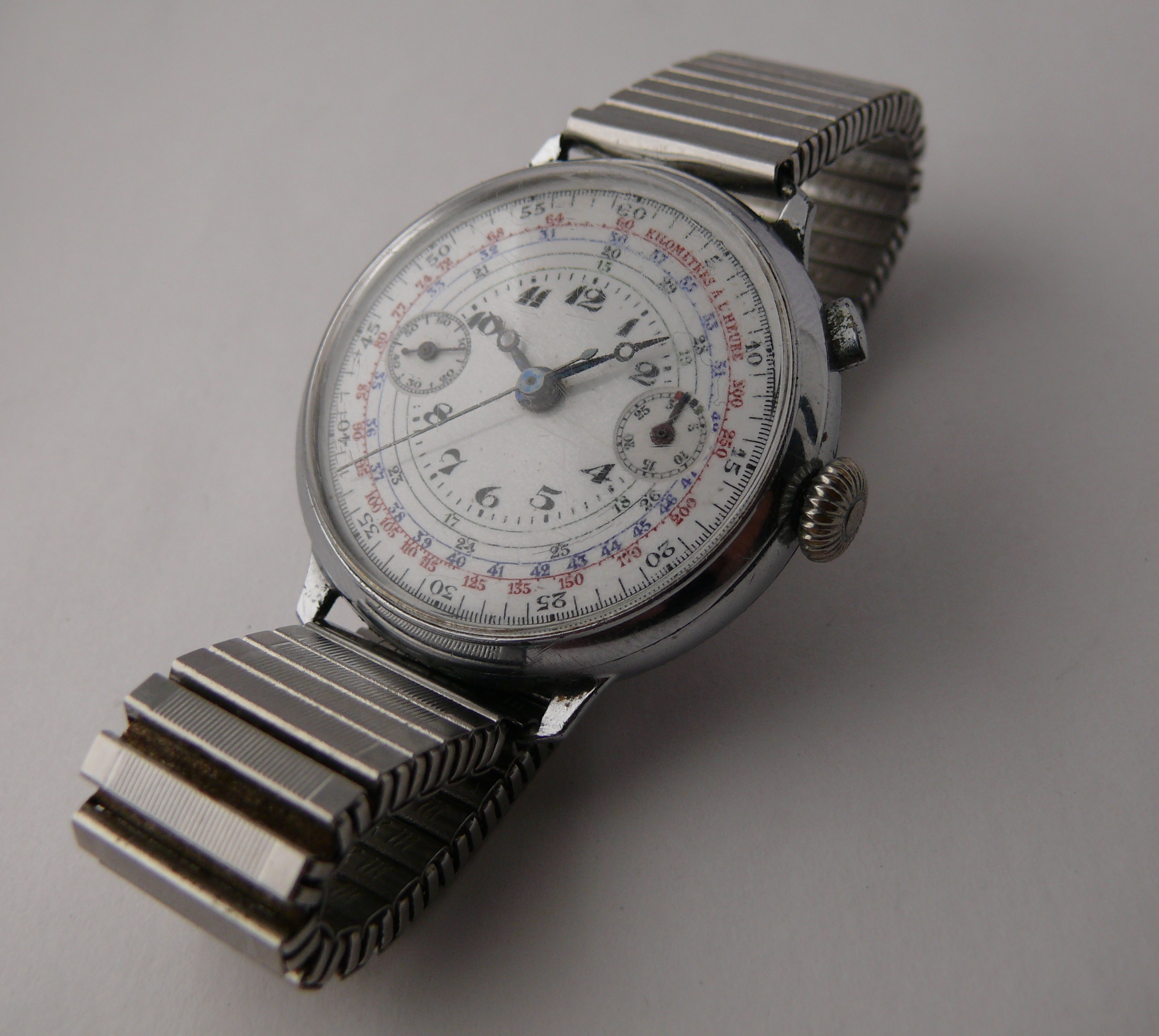 Vintage Porcelain Enamel Dial Monopusher Chronograph Wristwatch Circa 1940s, well preserved - Image 2 of 12