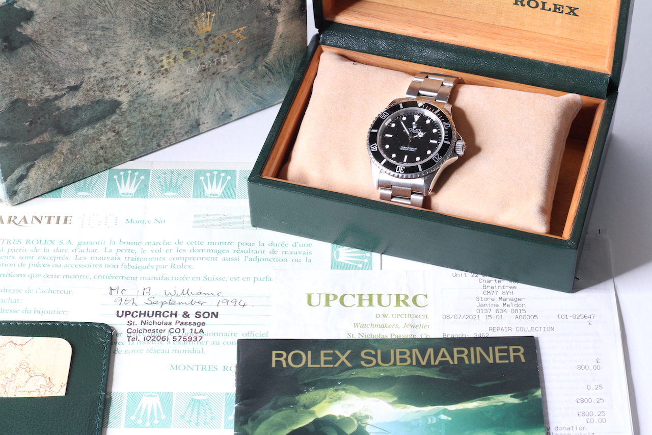 ROLEX OYSTER PERPETUAL SUBMARINER REFERENCE 14060 FULL SET CIRCA 1993 / 94, circular black dial, - Image 3 of 8
