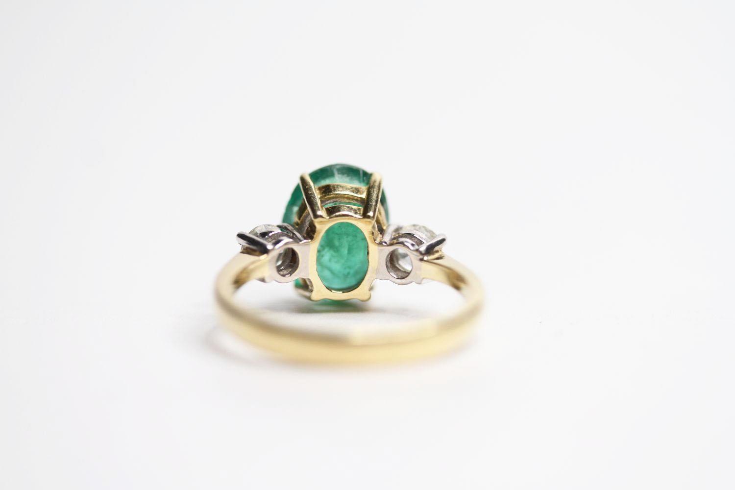 Oval Emerald & Diamond 3 Stone Ring, claw set, estimated emerald 2.00ct, estimated diamonds 0.30ct - Image 3 of 3