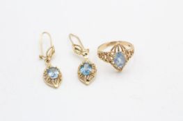 14ct gold blue spinel cocktail ring & drop earrings set (6.9g) size P.