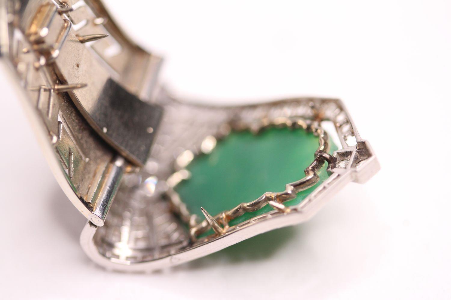 Jade & Diamond La Cloche Feres Clip, 30 x 24.5mm, stamped lacloche feres, please note that 1 diamond - Image 8 of 10