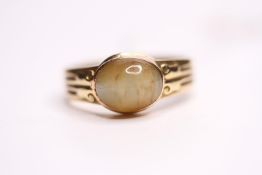 Cats Eye Chrysoberyl Ring, size Z.