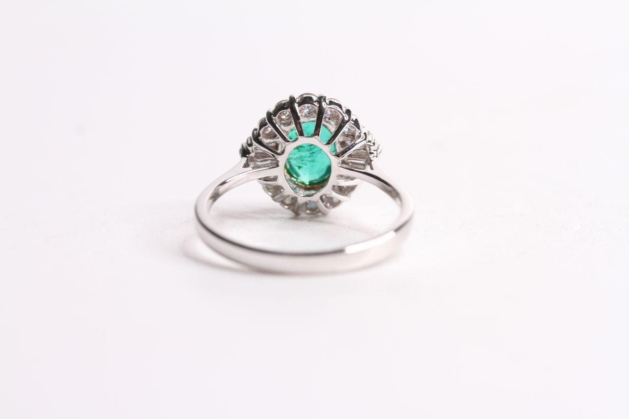 Emerald & Diamond Cluster Ring, with fan baguette cut diamonds at the shoulder point, estimated 1. - Image 3 of 3