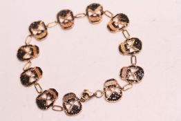 Black Diamond Skull Bracelet, 18ct gold, approximately 19cm, please note a diamond is missing.