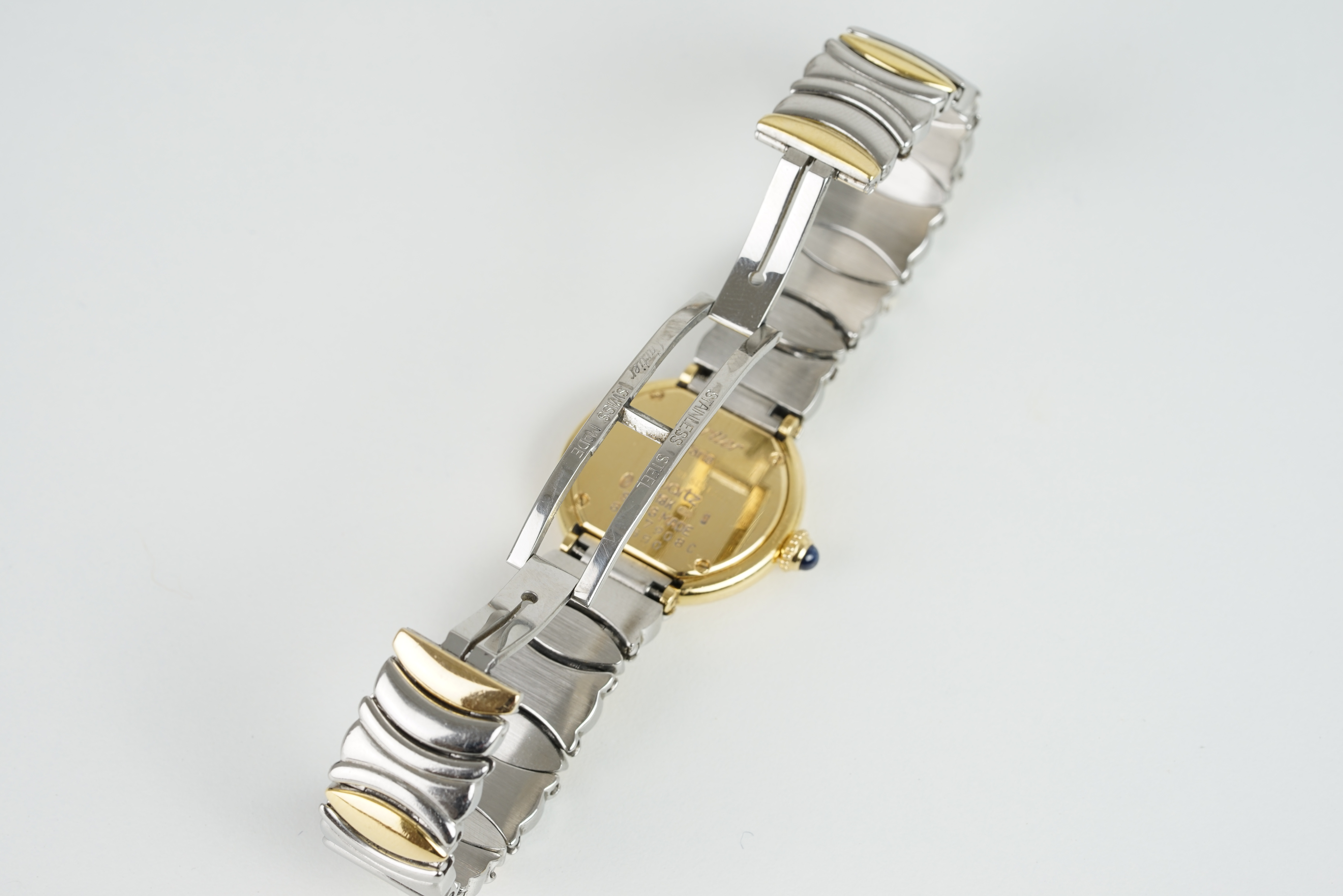 LADIES CARTIER BAIGNOIRE RHONDE 18CT GOLD WRISTWATCH REF. 8057, circular off white dial with gin - Image 2 of 2