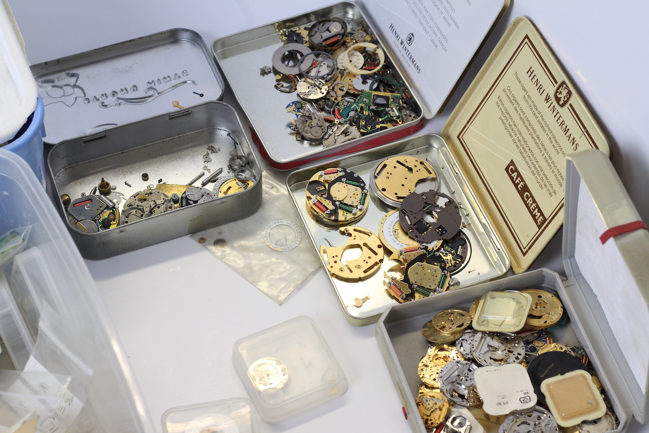 * TO BE SOLD WITHOUT RESERVE* 4x tubs of watch parts, movements and misc, most boxed / bagged and - Image 6 of 12