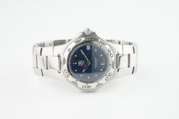 GENTLEMENS TAG HEUER PROFESSIONAL KIRIUM WRISTWATCH, circular blue dial with hour markers and hands,