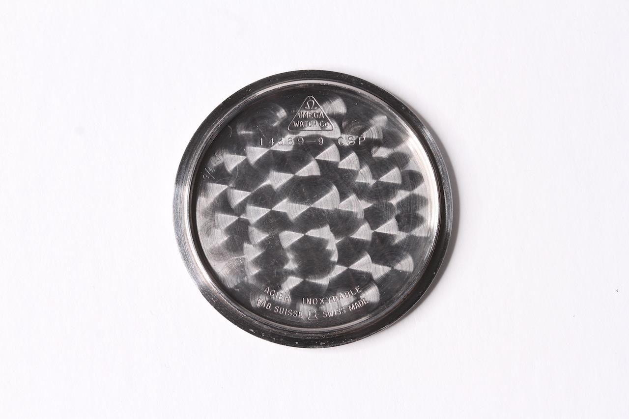 VINTAGE OMEGA SEAMASTER REFERENCE 14389-9CSP CIRCA 1960s, circular cream dial with baton and - Image 3 of 4