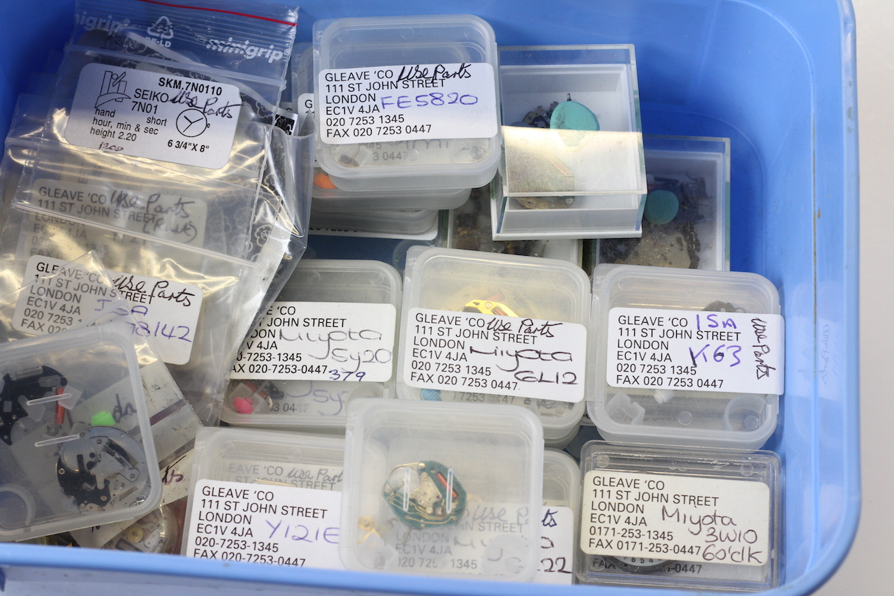 * TO BE SOLD WITHOUT RESERVE* 4x tubs of watch parts, movements and misc, most boxed / bagged and - Image 11 of 12