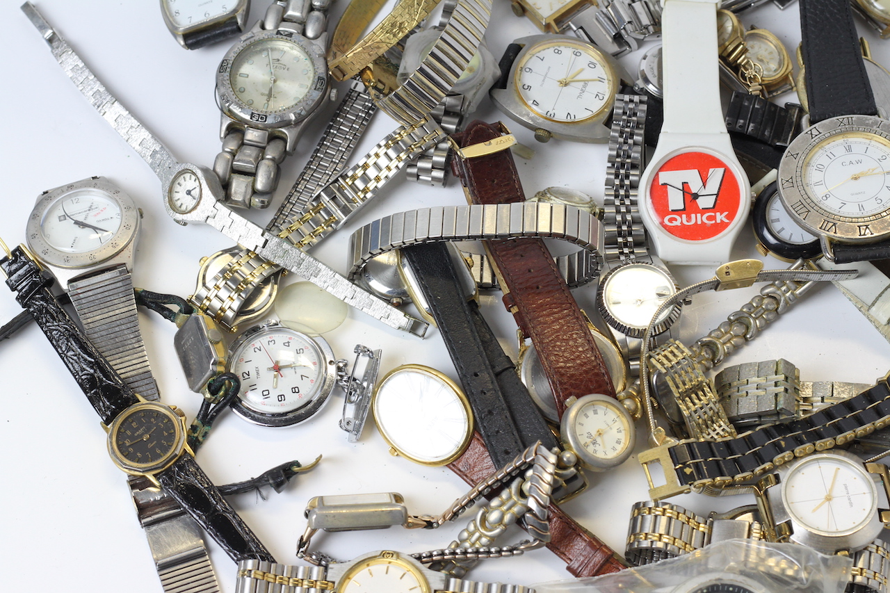 * TO BE SOLD WITHOUT RESERVE* A COLLECTION OF WATCHES - Image 4 of 4