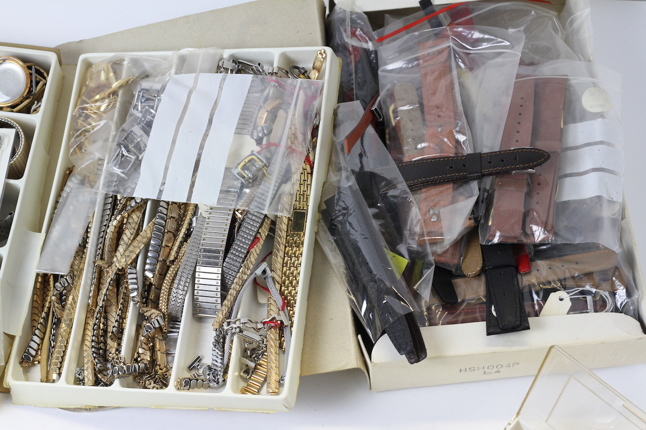 * TO BE SOLD WITHOUT RESERVE* A collection of NOS straps and bracelets, boxed examples, 1x omega - Image 5 of 5
