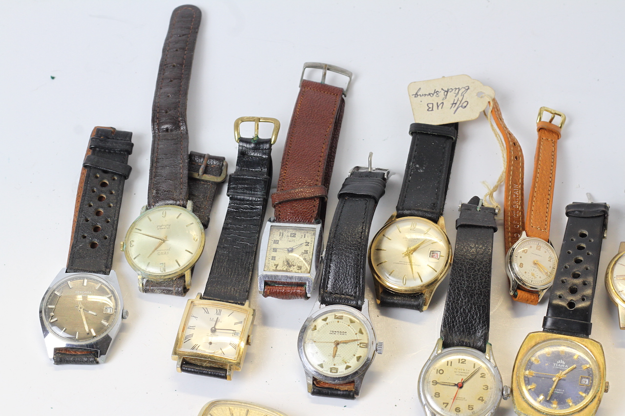 * TO BE SOLD WITHOUT RESERVE* A collection of vintage watches including; TEVO WATCH CO, RAMONA, - Image 3 of 4