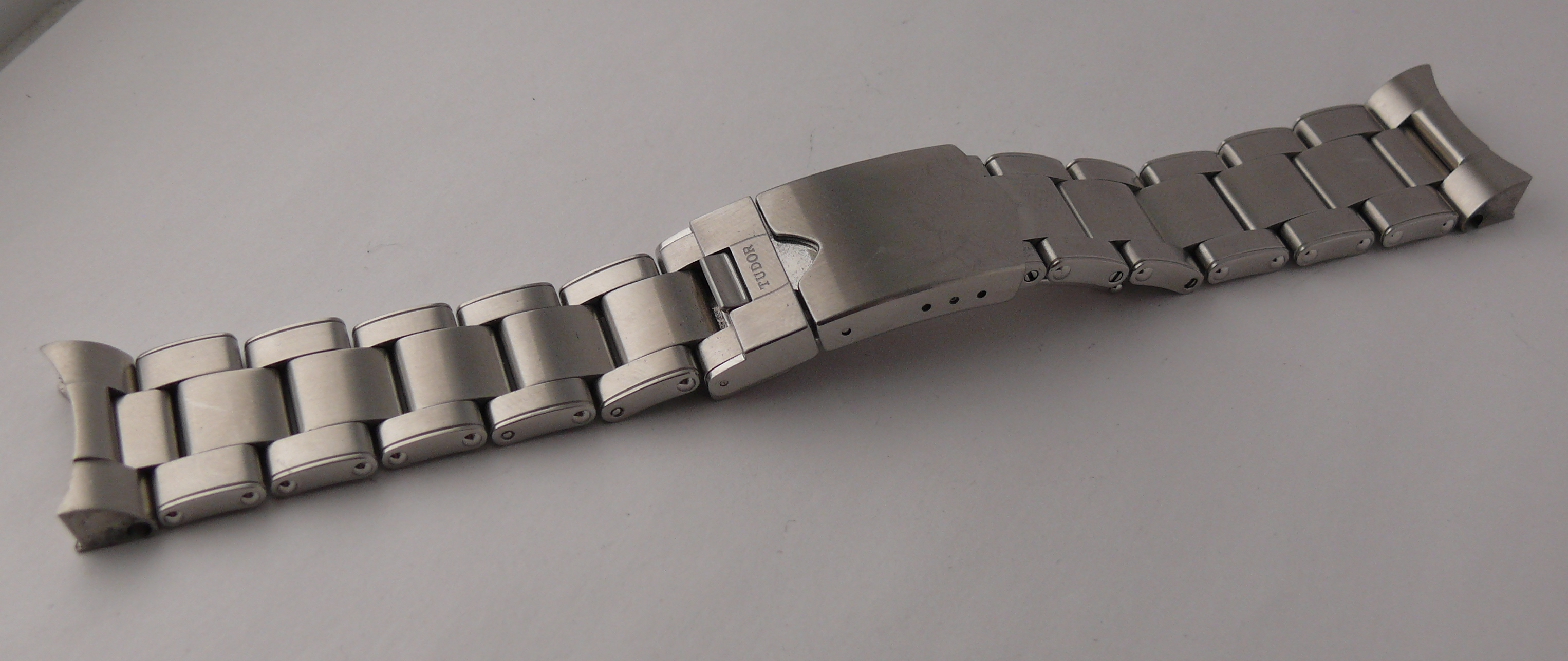 Genuine Tudor Black Bay 58 Fifty Eight 20mm Rivet Style Stainless Steel Bracelet. Comes in its - Image 7 of 7
