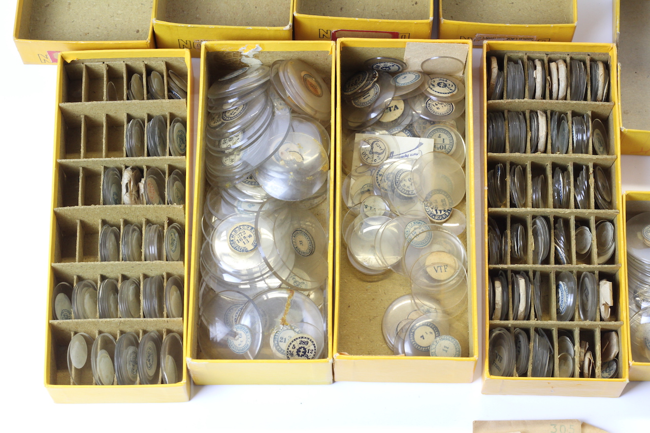 * TO BE SOLD WITHOUT RESERVE* 4x Dennison boxes of watch and pocket watch vintage glass / perspex, - Image 3 of 3