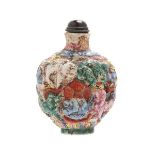 PORCELAIN FOU LION SNUFF BOTTLE