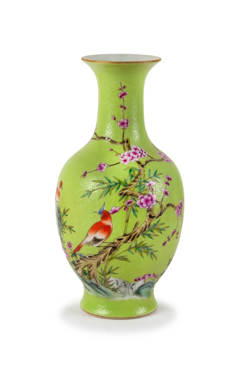 A CHINESE GREEN SGRAFFITO VASE