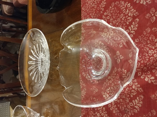 PAIR OF STEUBEN GLASS DISHES - Image 7 of 7