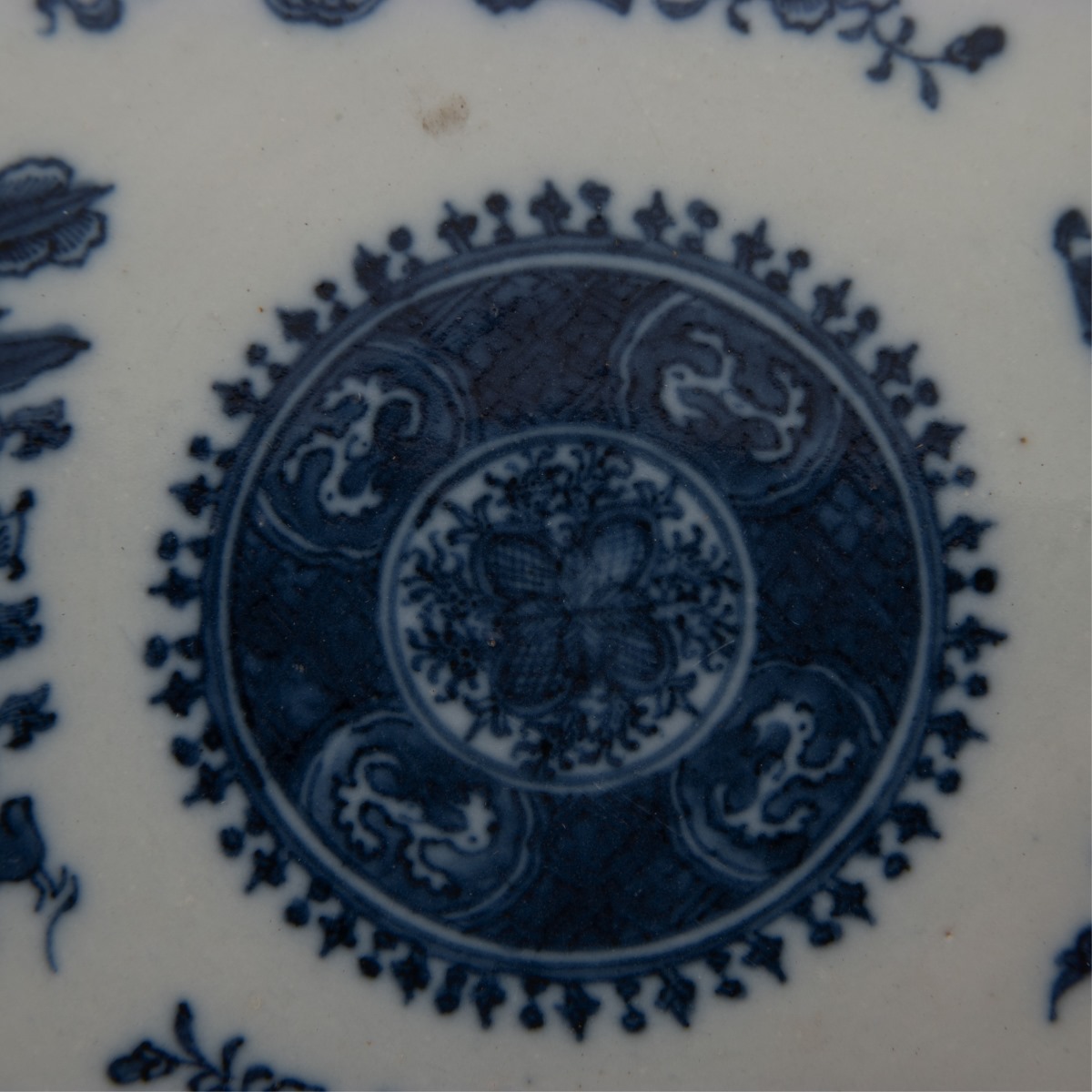 PAIR OF CHINESE BLUE AND WHITE PLATES,QING DYNASTY - Image 5 of 11