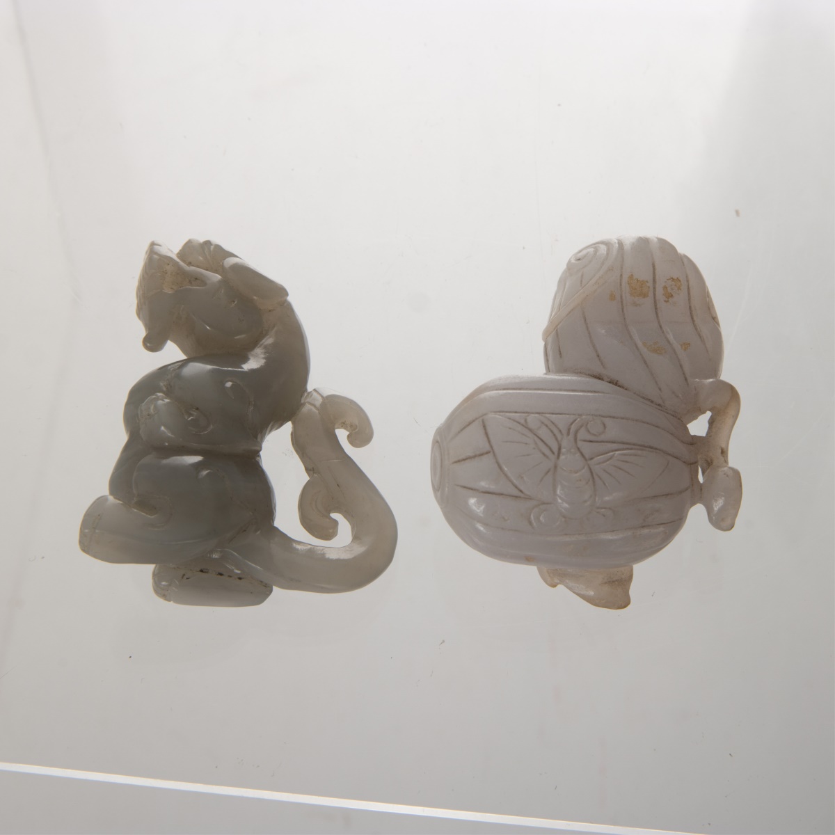 PAIR OF JADE TOGGLES (DRAGON & MELON) - Image 3 of 12