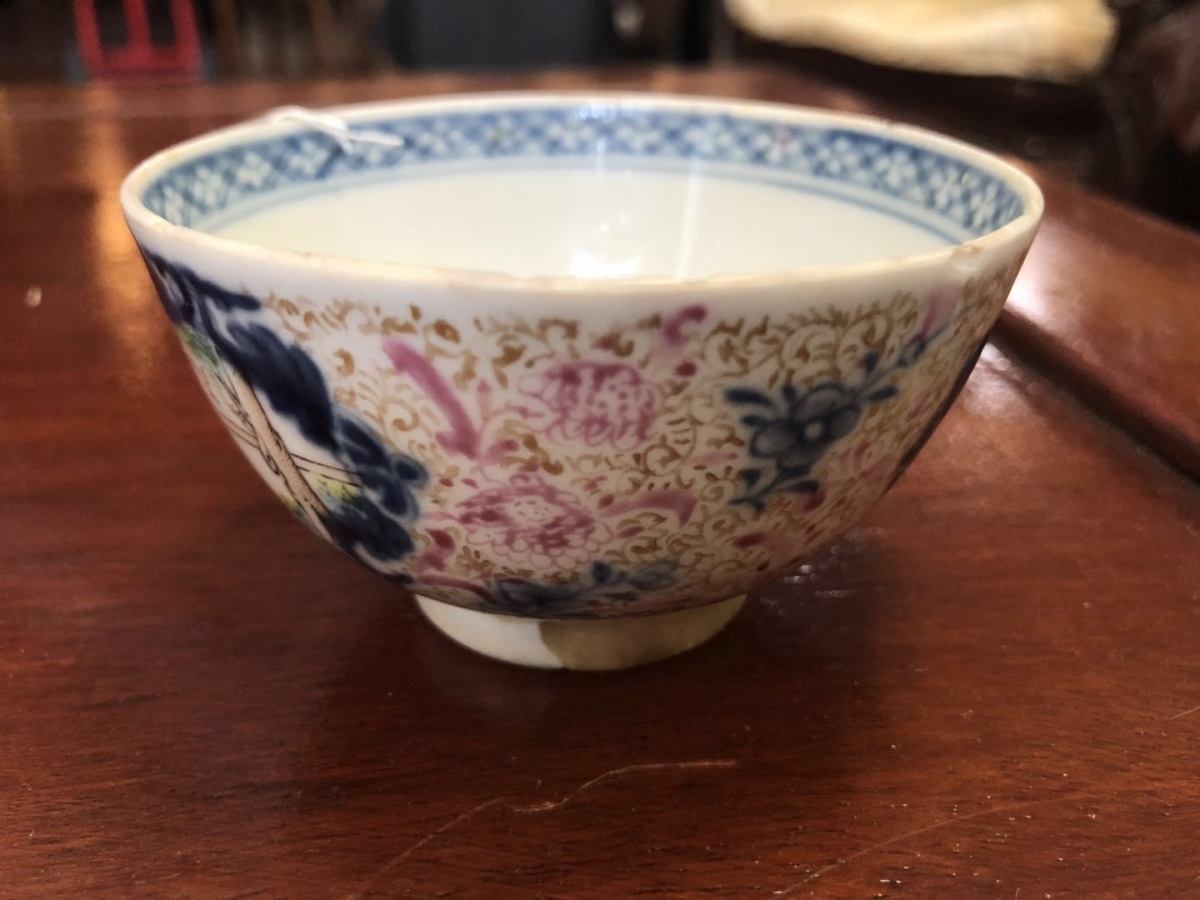 A CANTONESE GLAZED CUP - Image 2 of 8