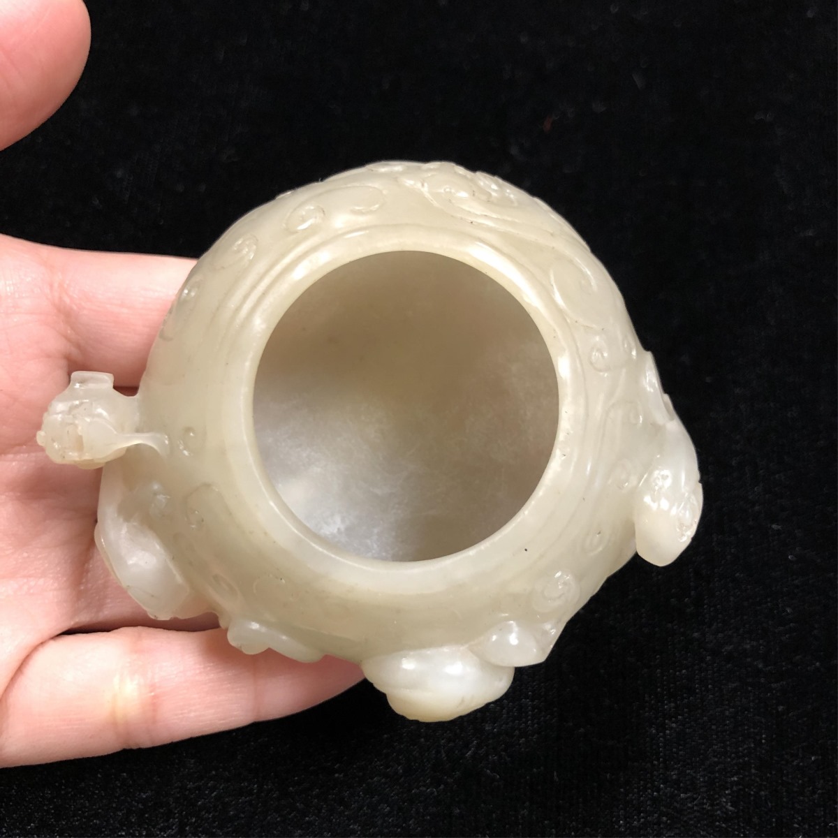 A WHITE JADE INKWELL WITH STAND - Image 11 of 12