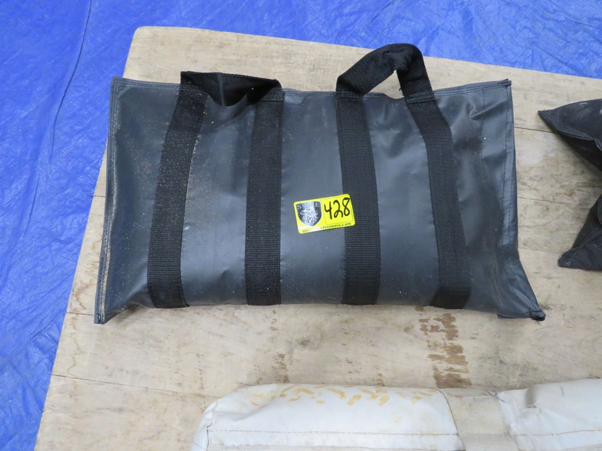 ARGO SANDBAG-25 LB- 16 FULL, 16 EMPTY