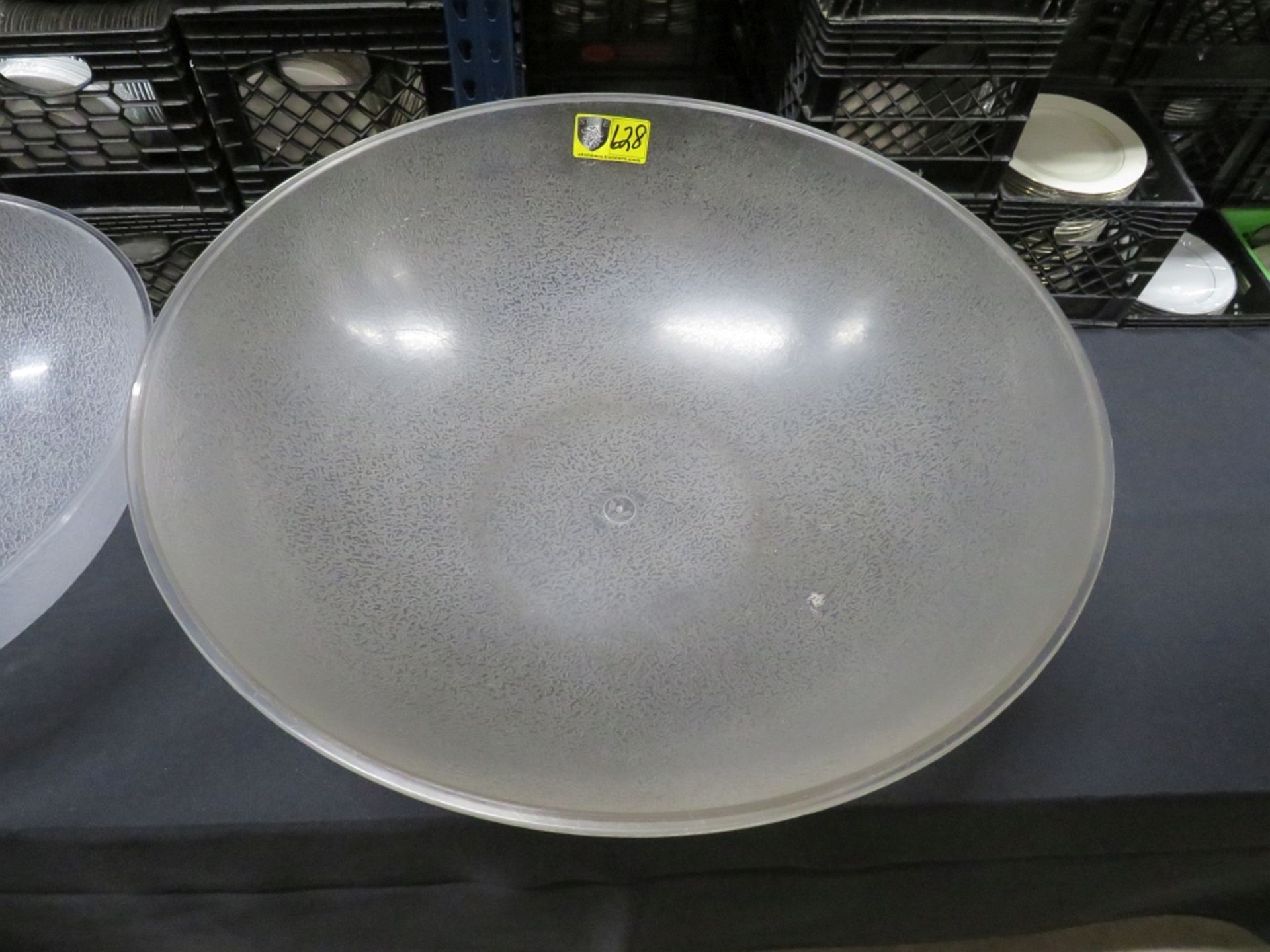 BOWL-23" PLASTIC PEBBLE-28 QT.