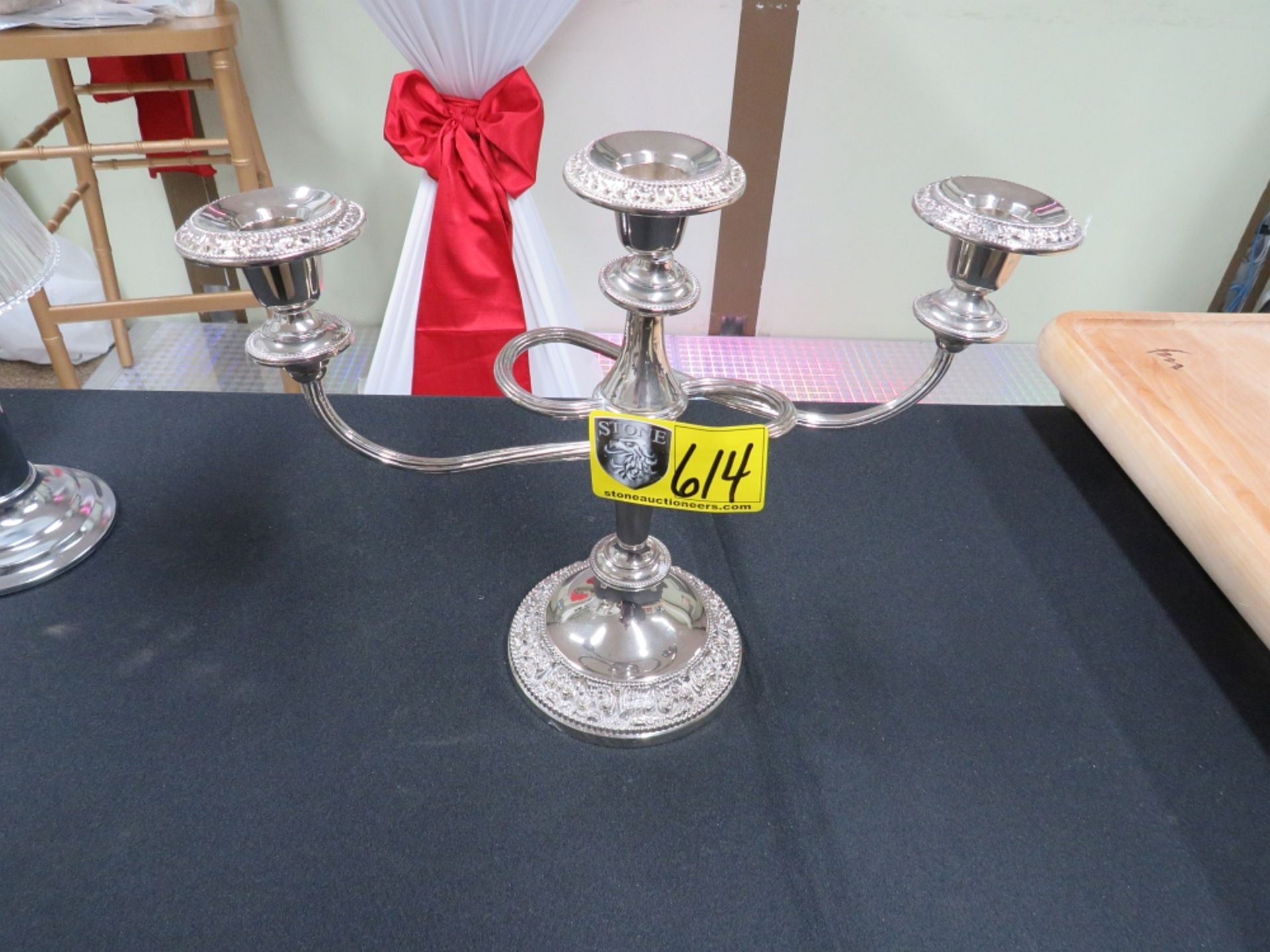 CANDELABRA-3 LIGHT 9" TABLE (SILVER)