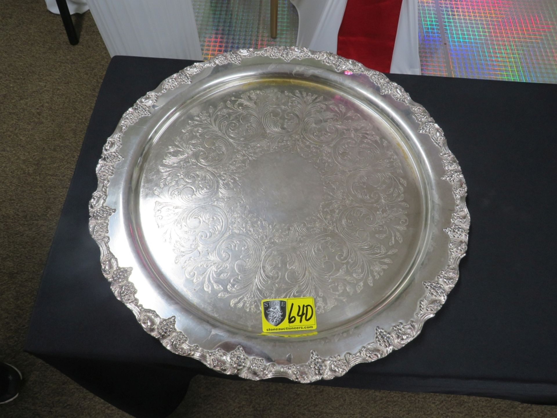 TRAY-SILVER, 20"