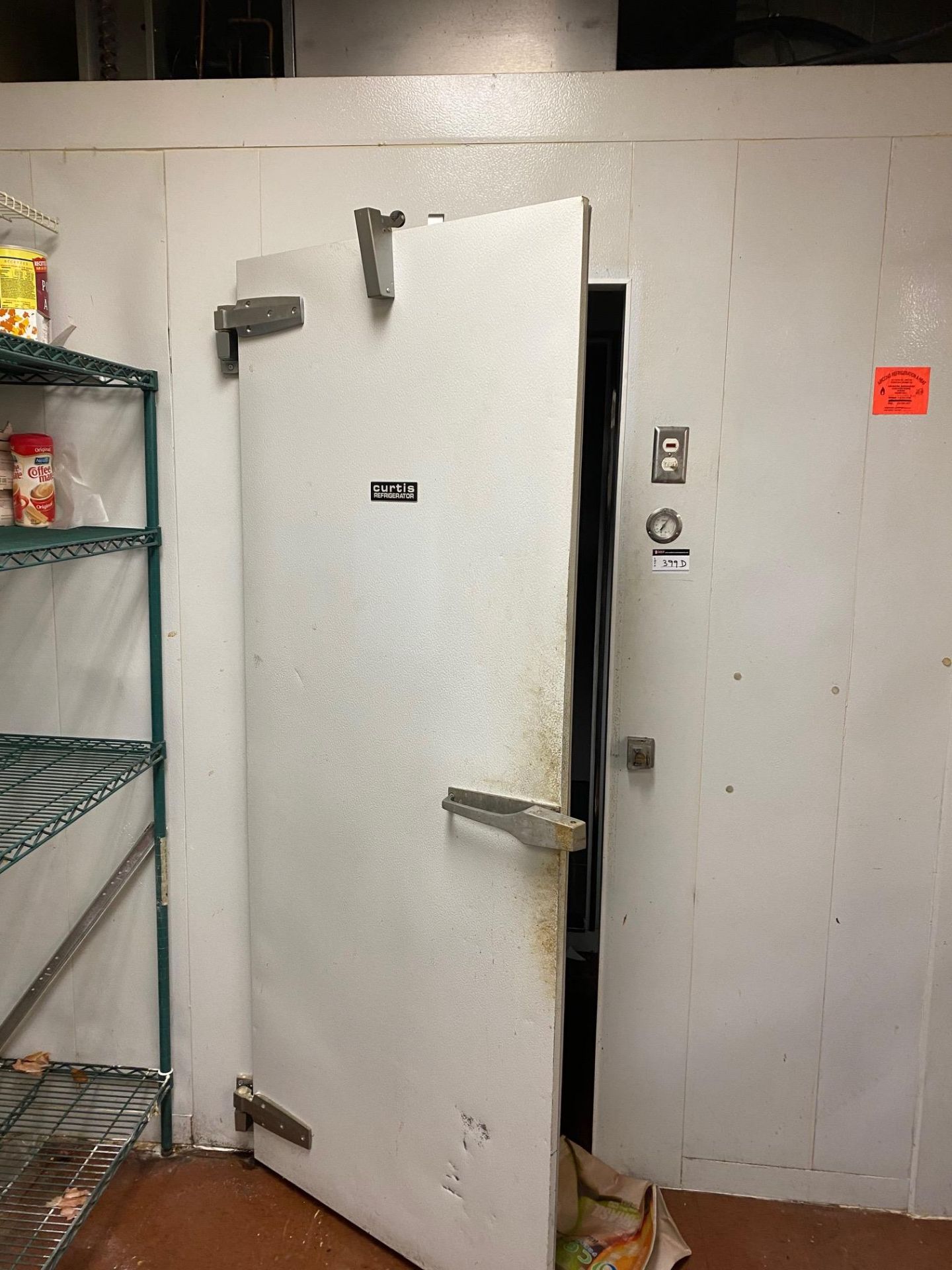 WALK-IN COOLER/FREEZER - Image 2 of 9