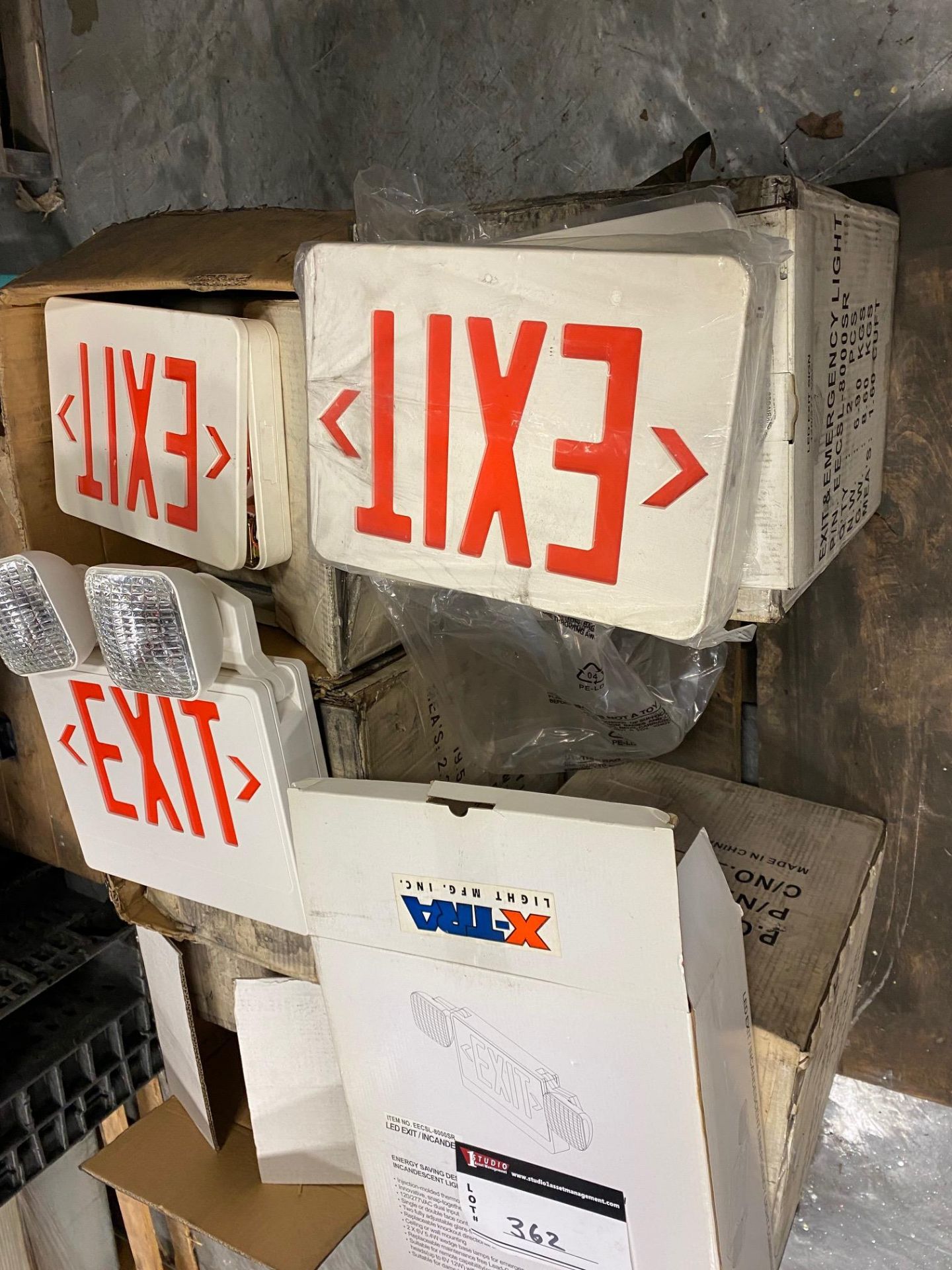 Lot of exit signs - Image 4 of 4