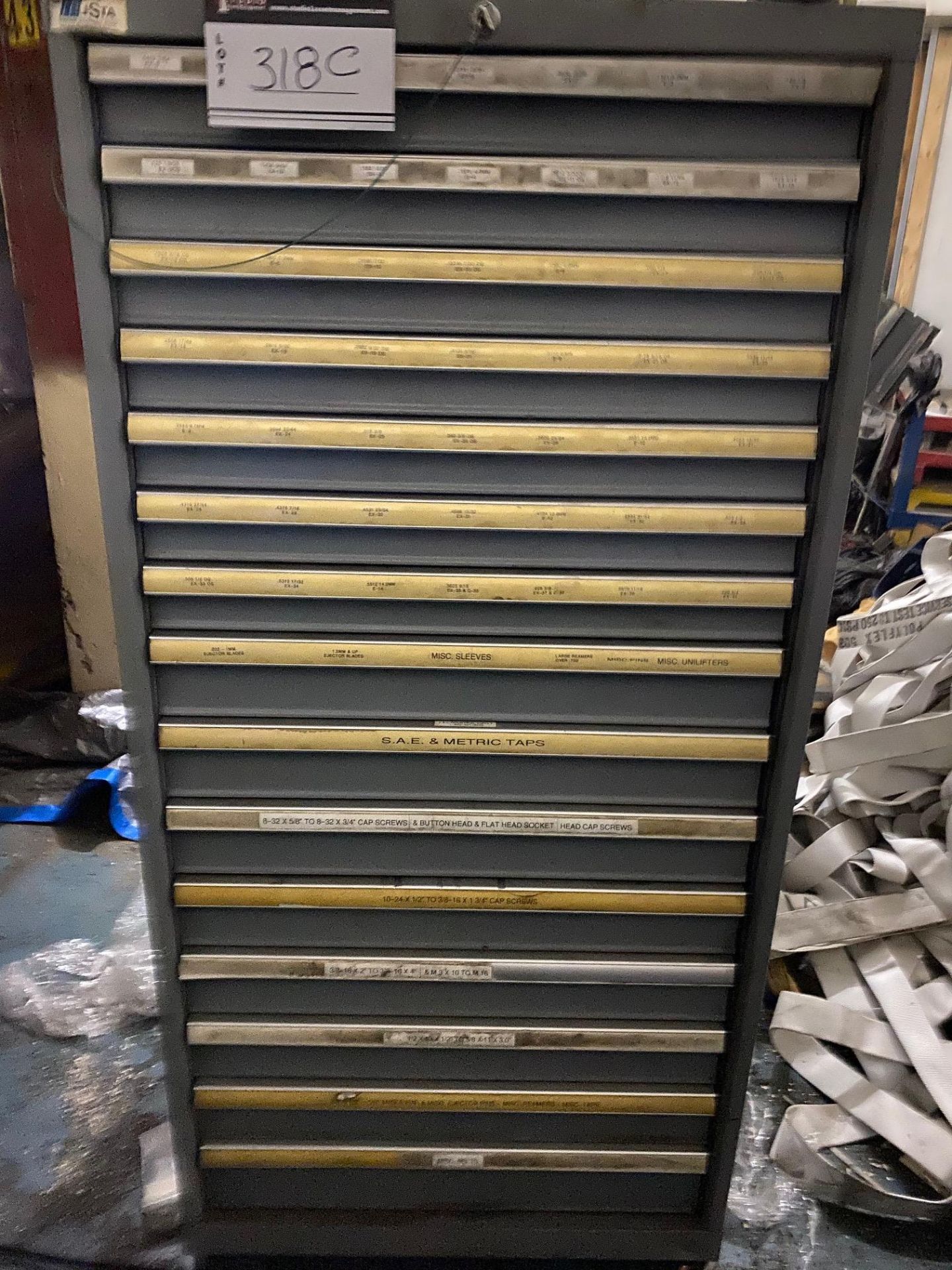 Lot of tool cabinets with contents