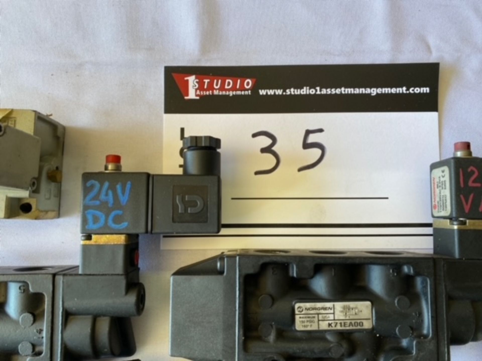 LOT OF ASSORTED 120V AND 24V AIR SOLENOIDS - Image 3 of 7