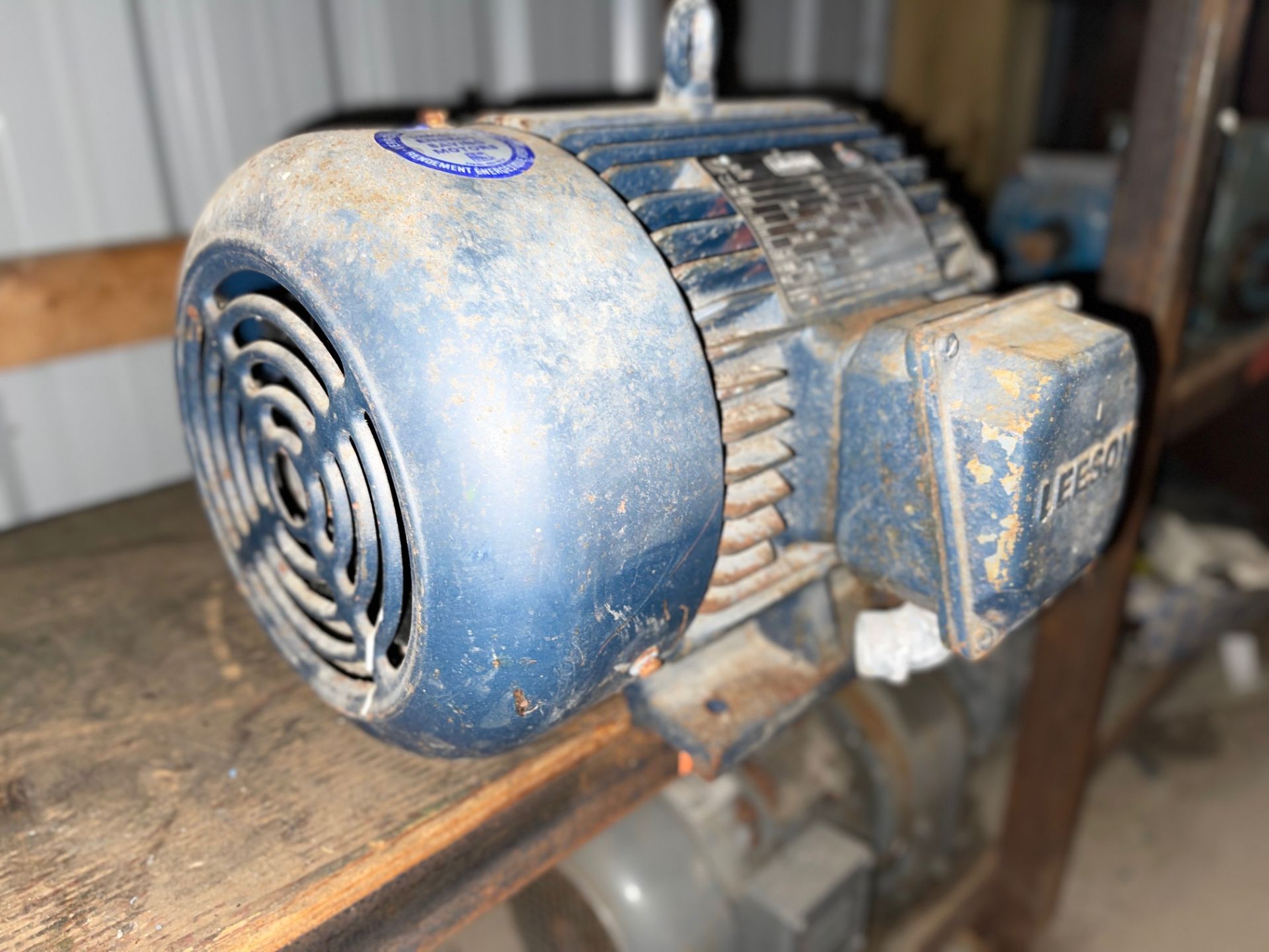 LEESON ELECTRIC MOTOR, HP 7.5, VOLTAGE 575 - Image 2 of 5