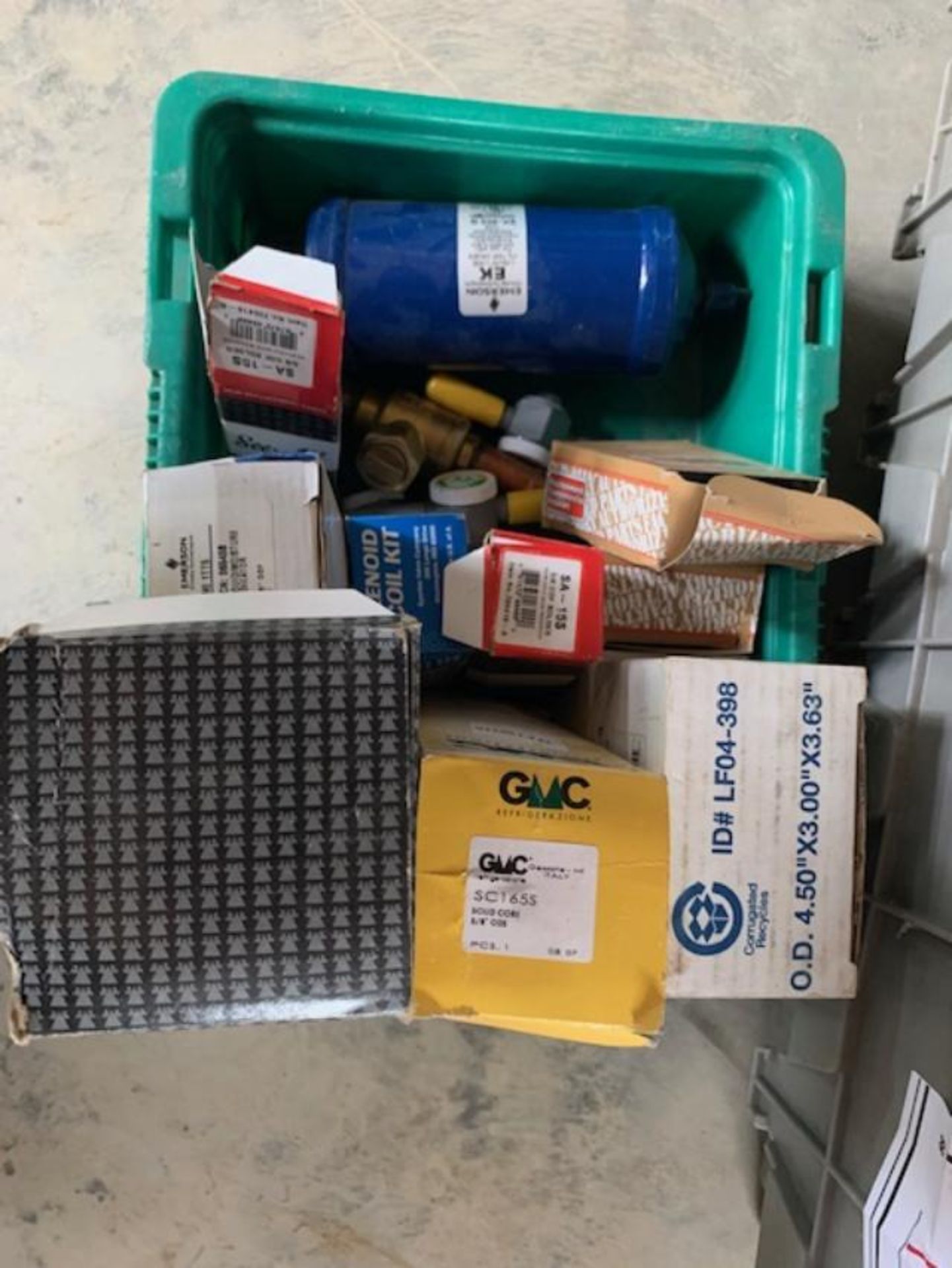 LOT OF A QUANTITY OF REFRIGERATION FILTERS, EMERSON LEBERT MONITORS, THERMAL CUPLER HEATER ASSEMBLY,