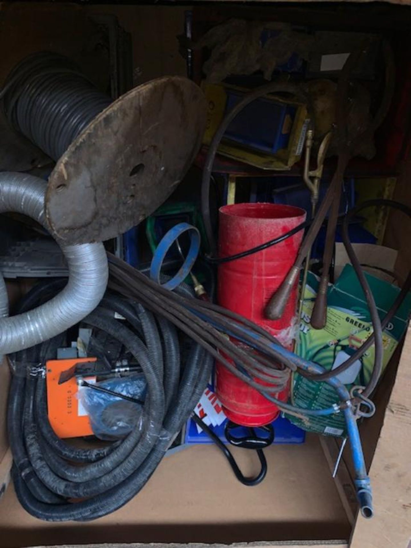 GAYLOR BOX OF CHEMICAL SPRAYER , PLUMMER B TANK TORCH AND CART, MISCELLANEOUS WIRE, MOTOROLA RADIO - Image 2 of 4