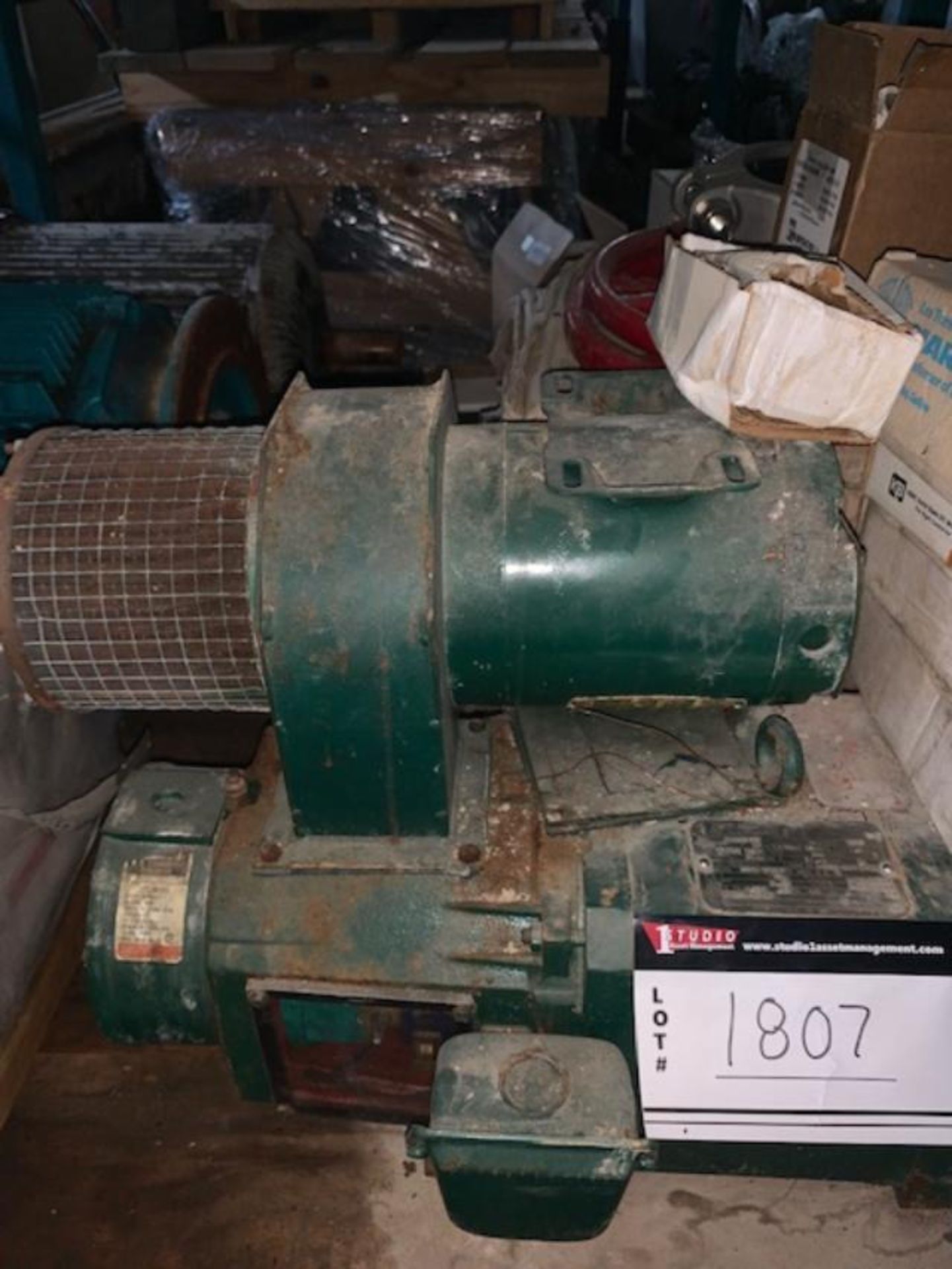 DC MOTOR WITH BLOWER, 10 HP RELIANCE, 1750-2800 RPM, 240 VOLT, RIGGING FEE $25.00