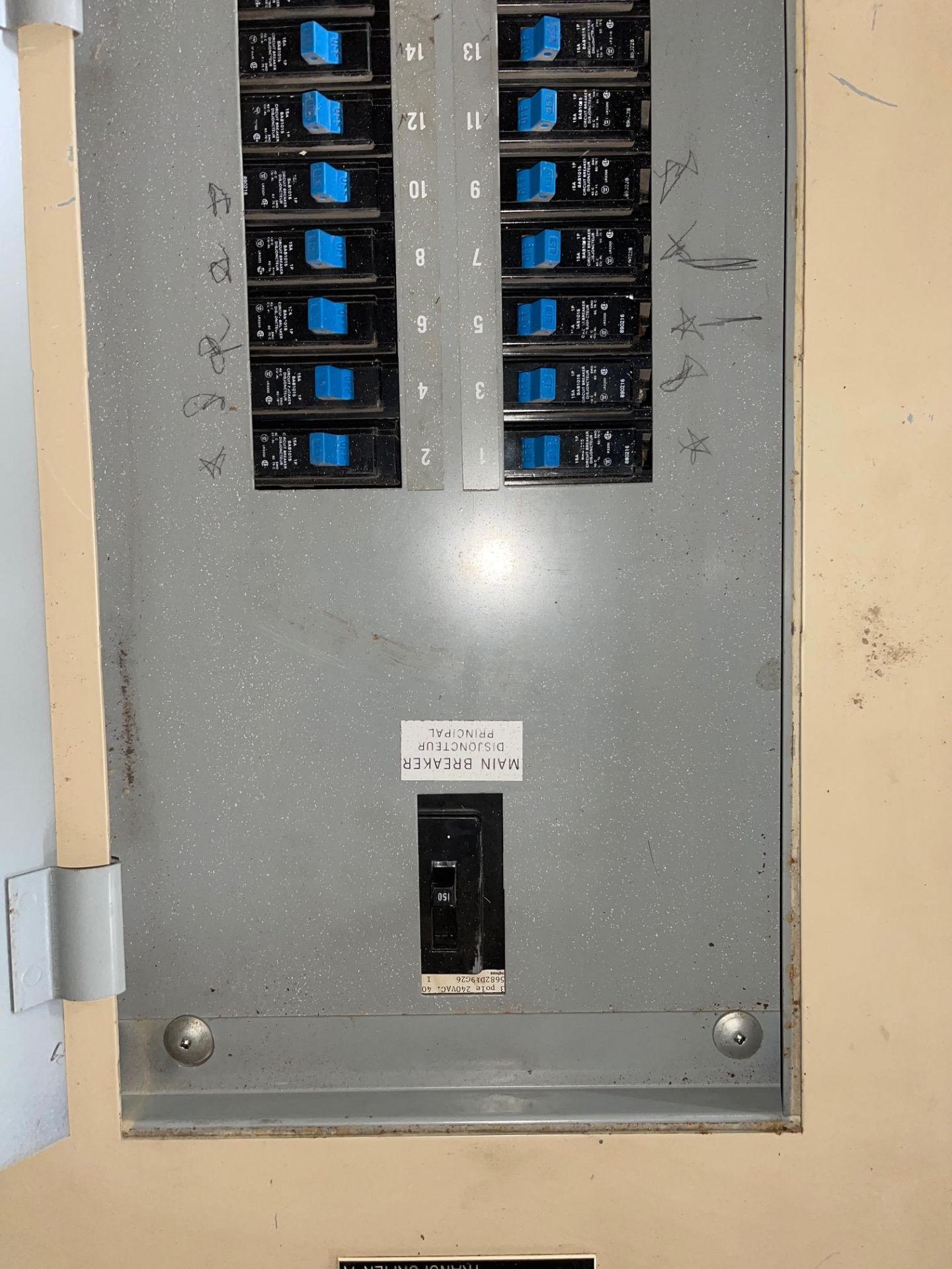 WESTINGHOUSE 150 AMP, 42 CIRCUIT BREAKERS, PANEL IS FULL, (1)20 SINGLE, (1)60 DOUBLE, 39×15 AMP - Image 2 of 5