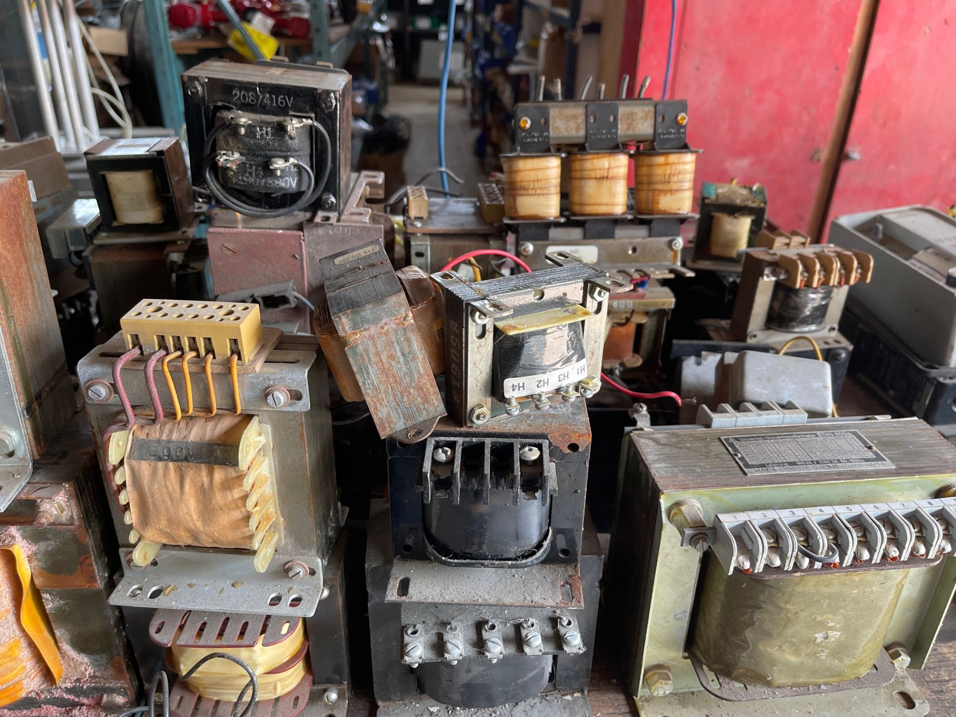 LOT/ELECTRICAL STEP DOWN TRANSFORMERS