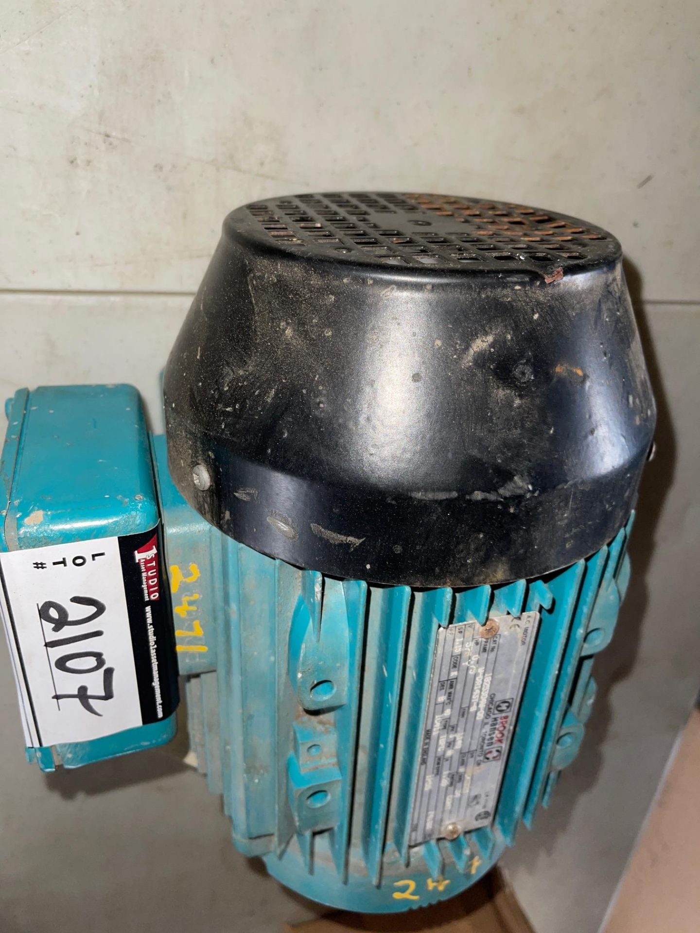BROOK NAMSEN ELECTRIC MOTOR, 75 HP, 1150 RPM, 575 VOLTS, RIGGING FEE $ - Image 2 of 3