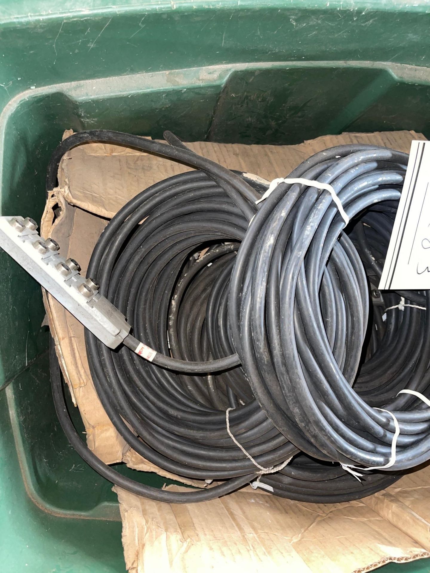 LOT/(9) LUMBERG, (8) AKTUATER-SENSOR, ONE BOX (8)PORT 30 FEET CORD - Image 8 of 8